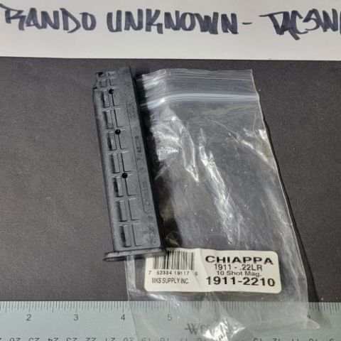 1x Chiappa 1911-22lr 10rnd mag