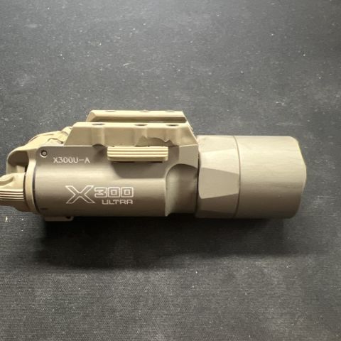 Surefire x300u A