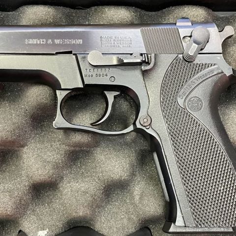 Smith & Wesson Mod. 5904 9mm