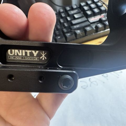 **FAKE UNITY MOUNT - CARE**