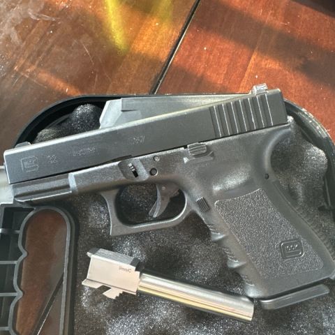Glock 32 w/9mm conversion 