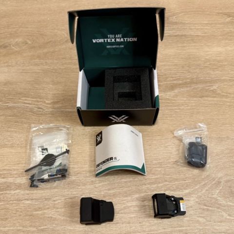 BNIB Vortex Defender XL 🔴