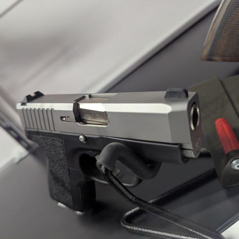Kahr CM-40