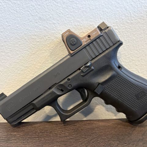 Mk27 Glock 19 w/ HRS