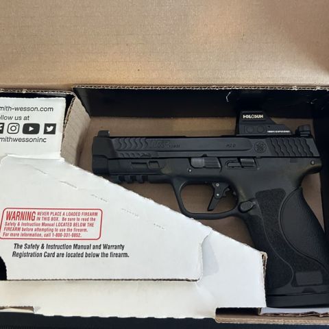 S&W M&P 10mm M2.0 4.6in