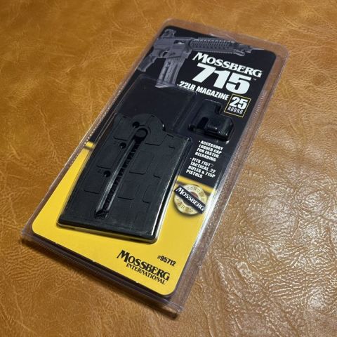 Mossberg 715 25rd .22lr Mag