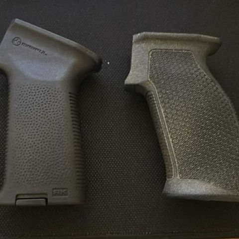 AK Grips
