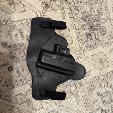 Alien Gear G19 IWB Holster