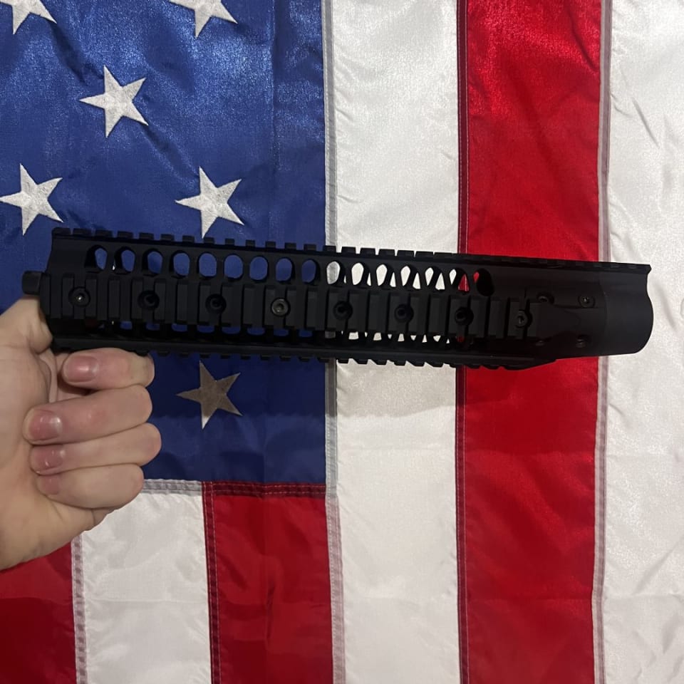 Image 2 - LWRC IC-SPR hand guard 