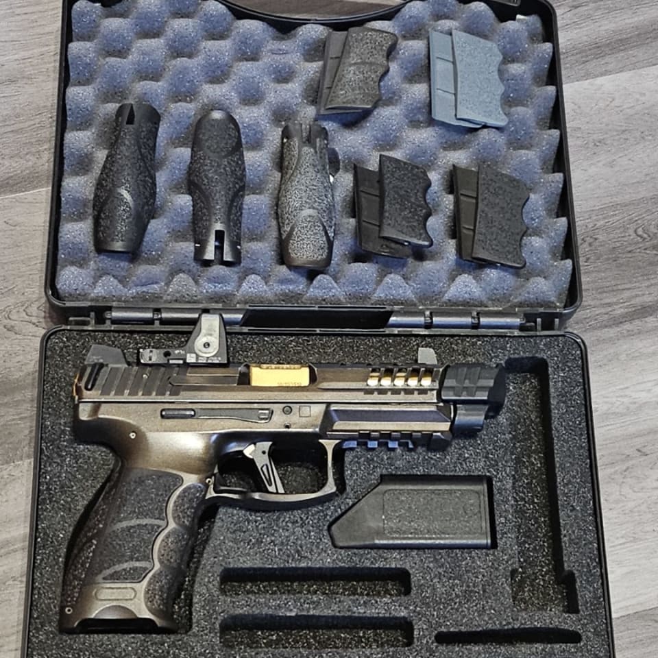Image 2 - HK VP9