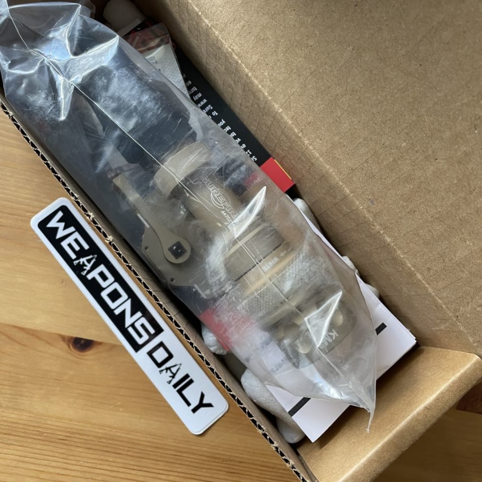 Image 2 - Surefire M952-V Brand New