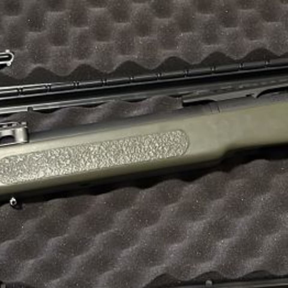 Image 2 - Unfired USMC Spec M40A5