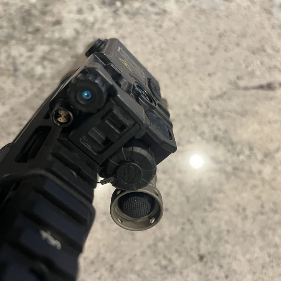 Image 4 - Wilcox Raid Xe Red 