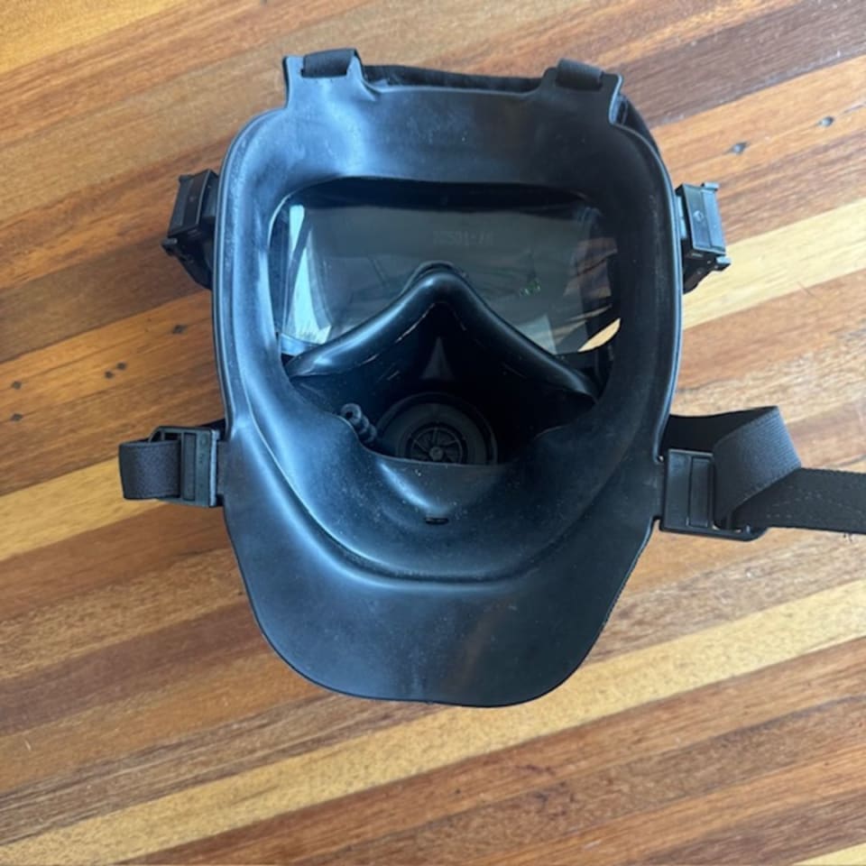 Image 5 - AVON C-50 GAS MASK (S & M)