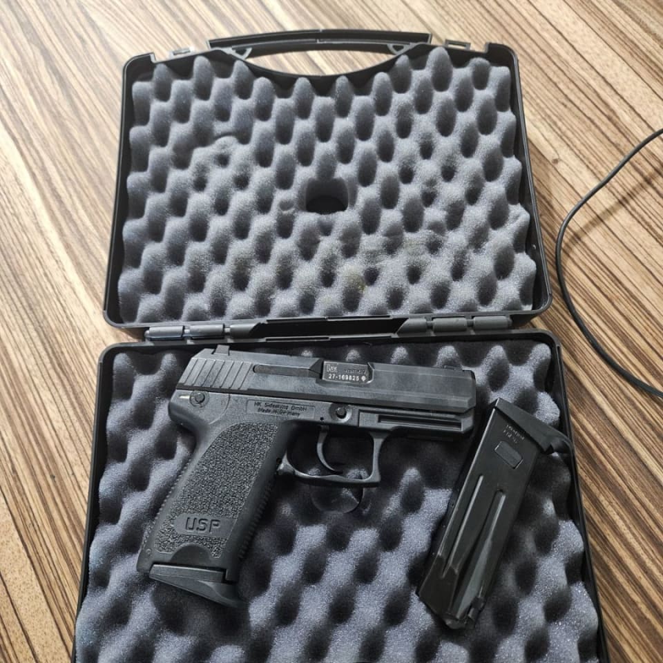 Image 2 - USP 9 Compact