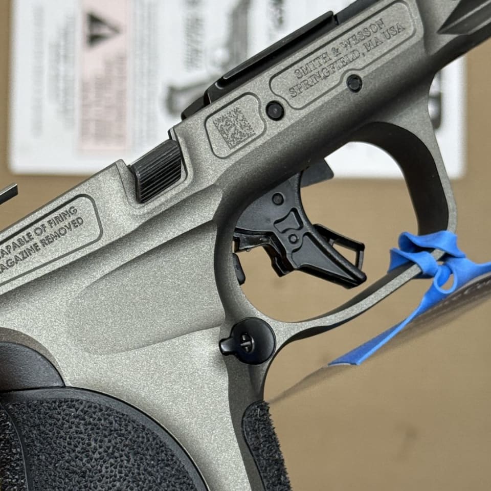 Image 4 - *ACTIVE* S&W M2.0 METAL Lower Frame, grip