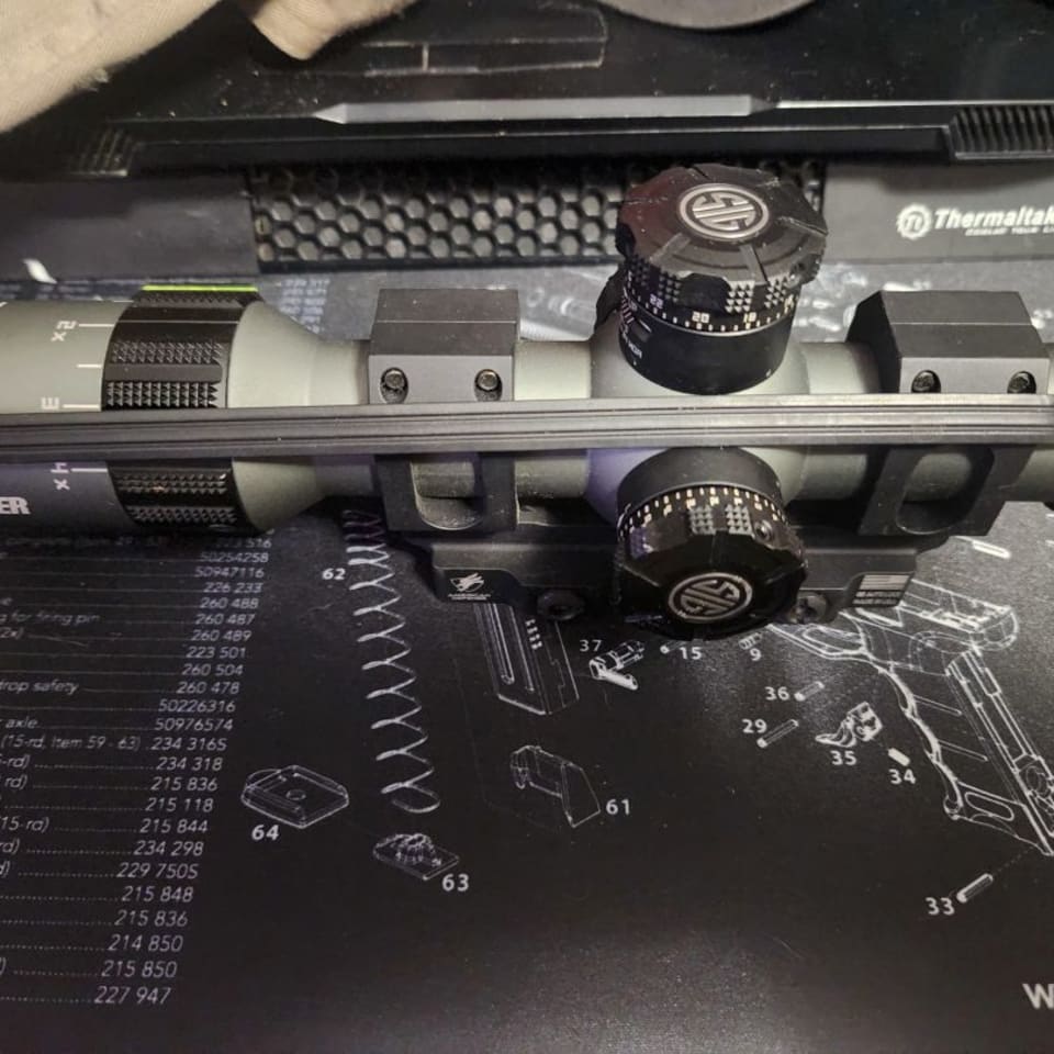 Image 1 - Sig Sauer Tango 4 / ADM Mount