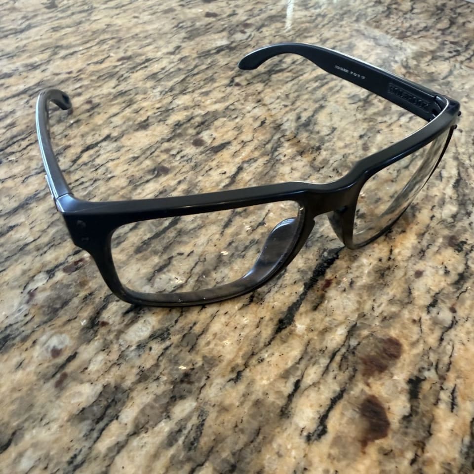 Image 5 - Oakley Holbrook 