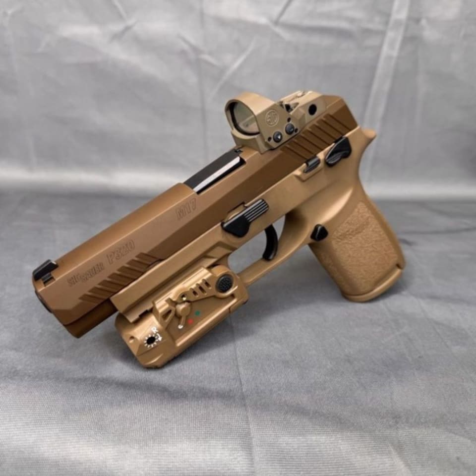 Image 1 - Sig P320 M17 Light Optic