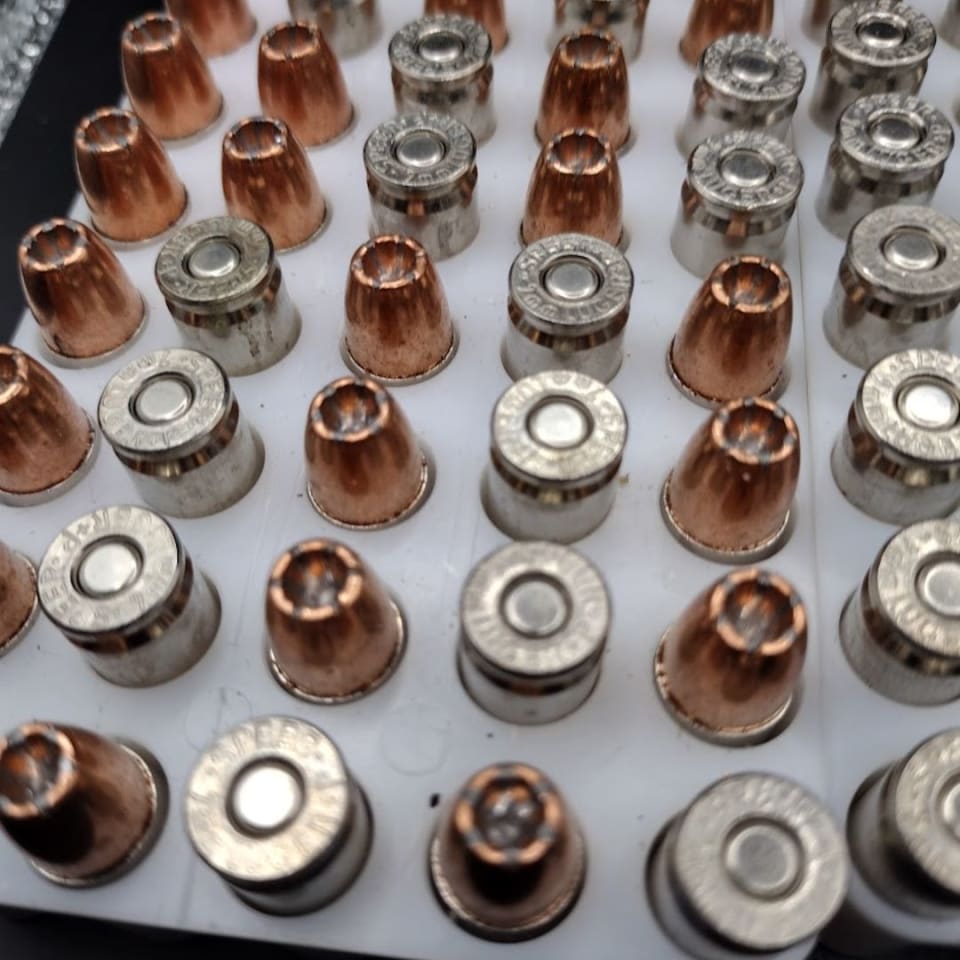 Image 5 - Gold Dot 9mm + M885a1 ammo