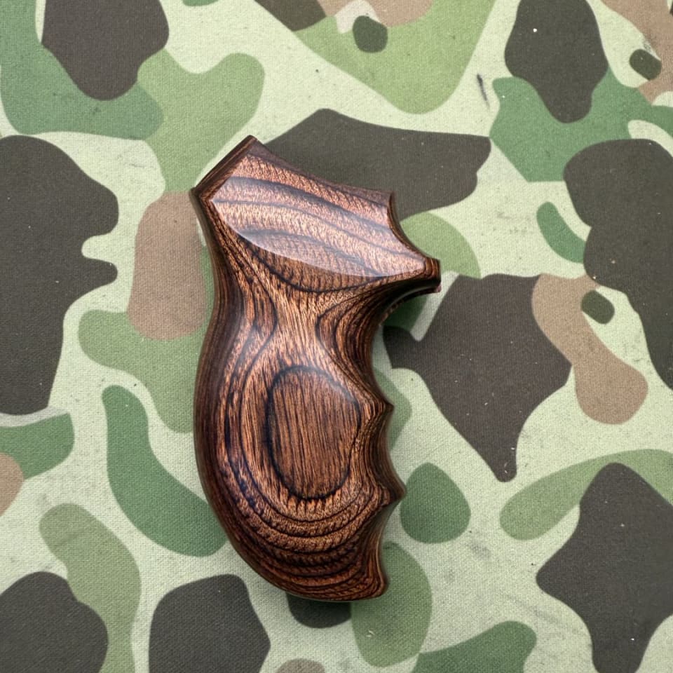 Image 1 - Ruger SP 101 grip