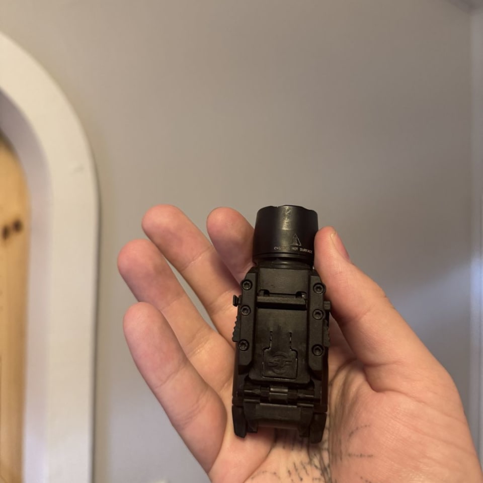 Image 4 - Surefire X200