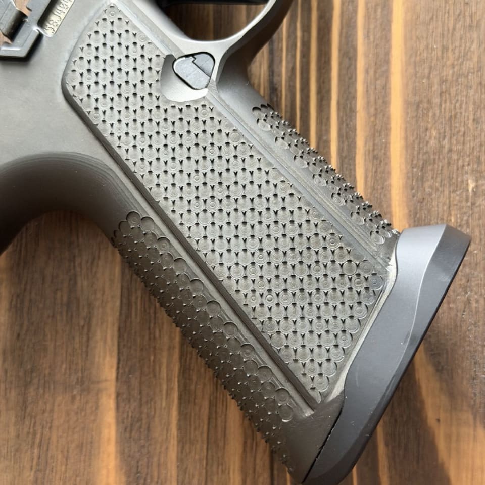 Image 3 - Brouwer M1823 Steel Grip 