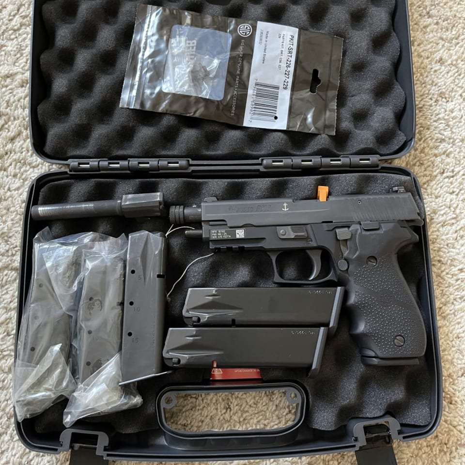 Image 1 - Sig P226 mk25 with extras