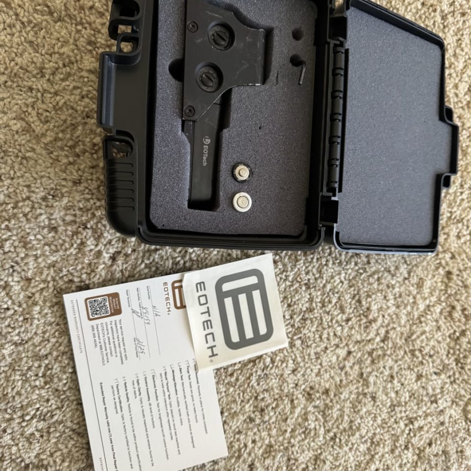 Image 1 - FIRE SALE L3 Eotech 552