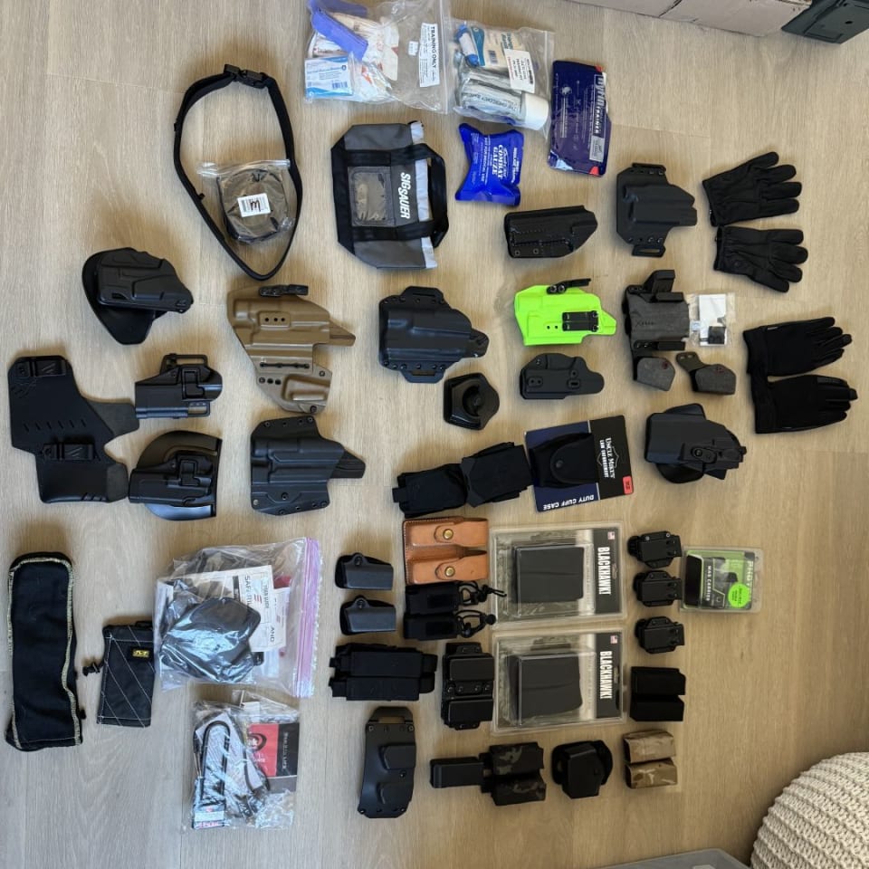 Image 1 - Gear bundle