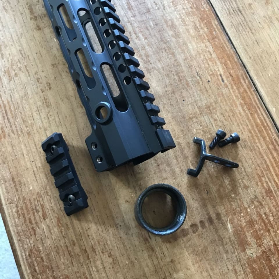 Image 2 - MI 12.65" Mlok Handguard