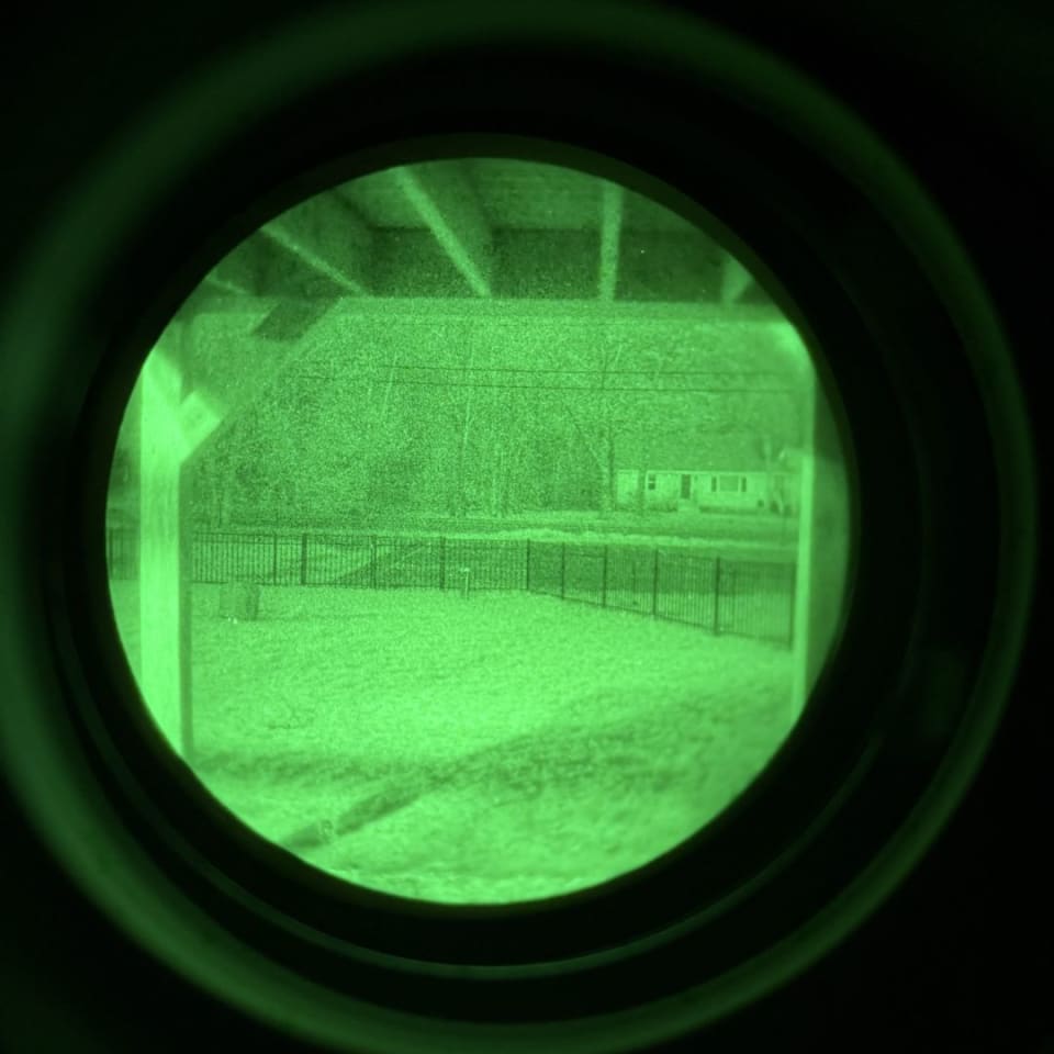 Image 2 - Omni 7 pvs14