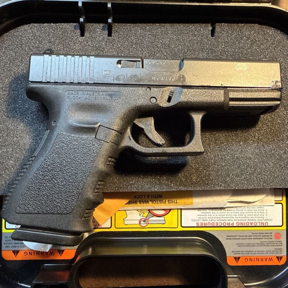 Image 2 - Glock 23 Gen 3