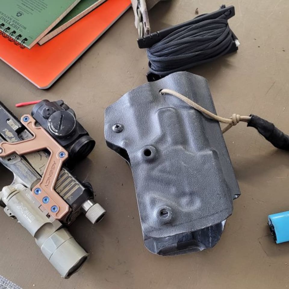 Image 1 - Agency aom mount and holster 