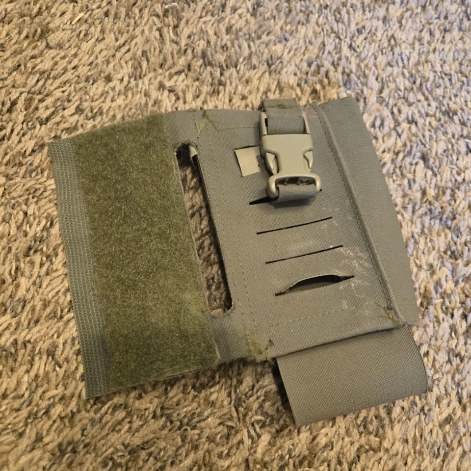 Image 1 - Crye 152 wing pouch