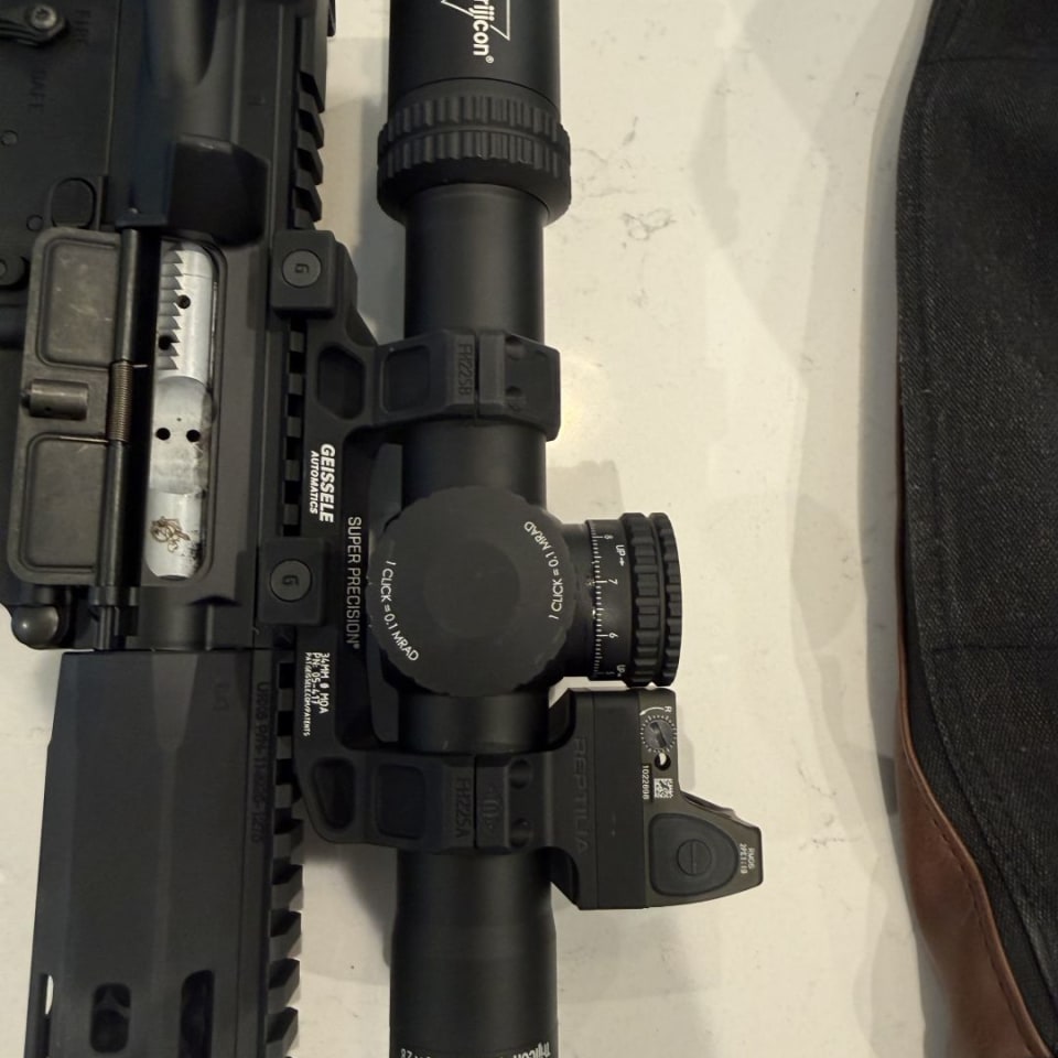 Image 1 - Trijicon 1-8 with RMR