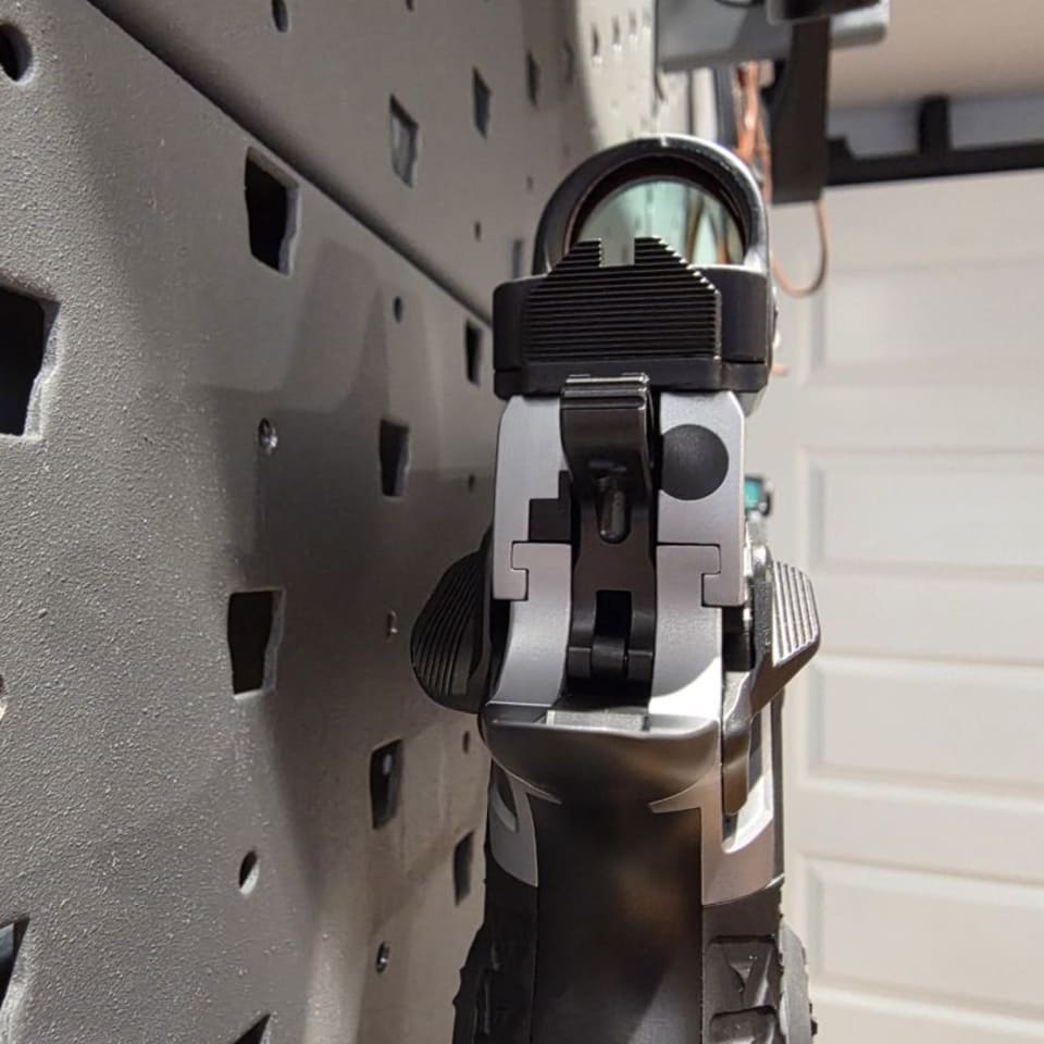 Image 3 - Atlas Gunworks Titan W/Extras