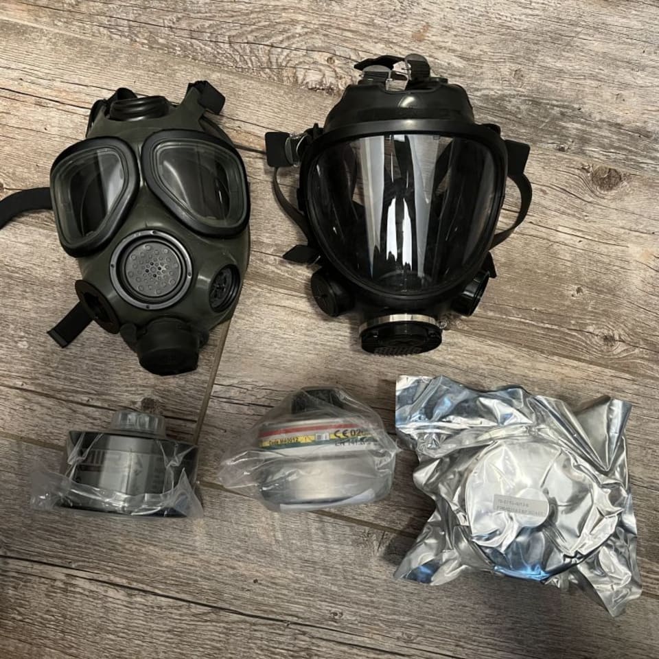 Image 1 - 3m 7800S M40 gas mask 
