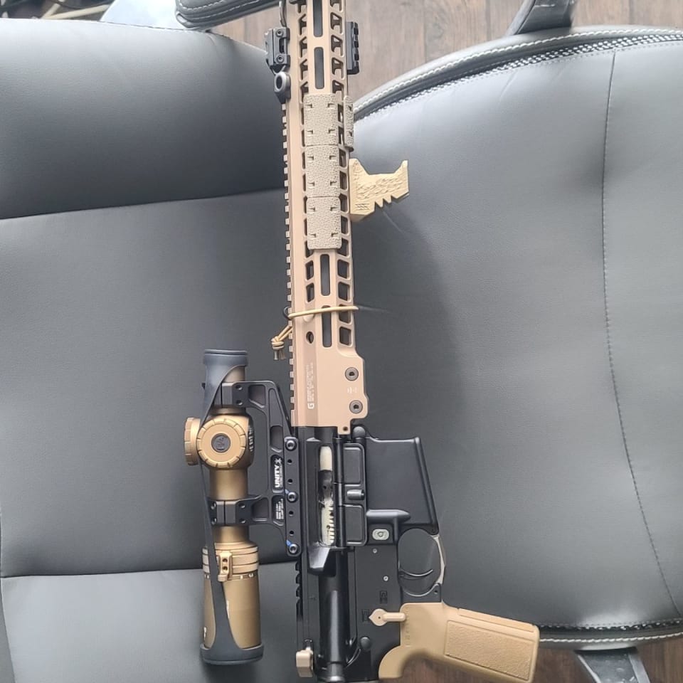 Image 1 - Aero Geissele 16" HBAR Upper