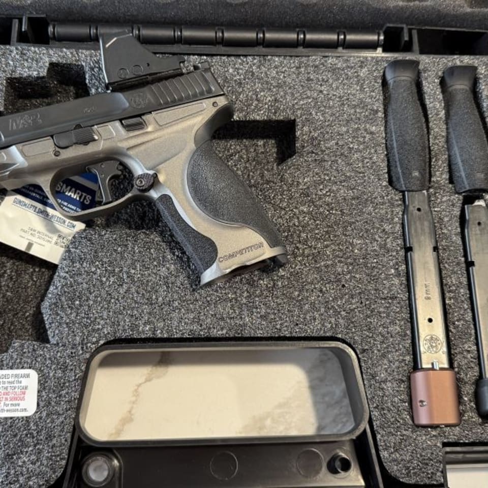 Image 1 - Smith & Wesson M&P Competitor
