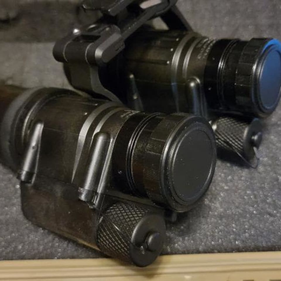 Image 1 - Dual PVS 14