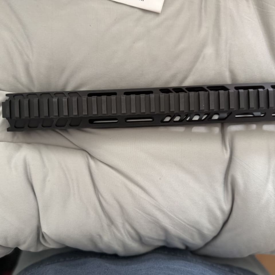 Image 3 - Armalite AR 10 13.2" 