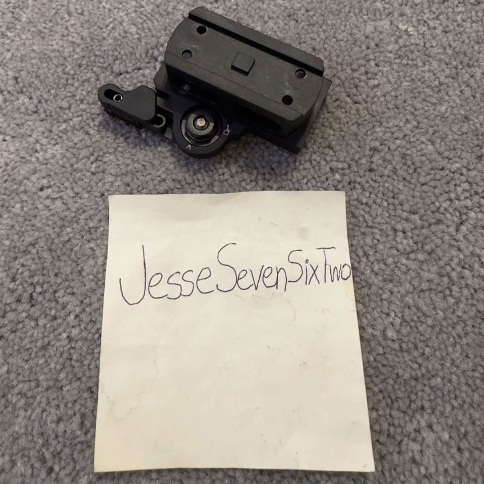 Image 1 - LaRue Tactical Micro T2 Mount