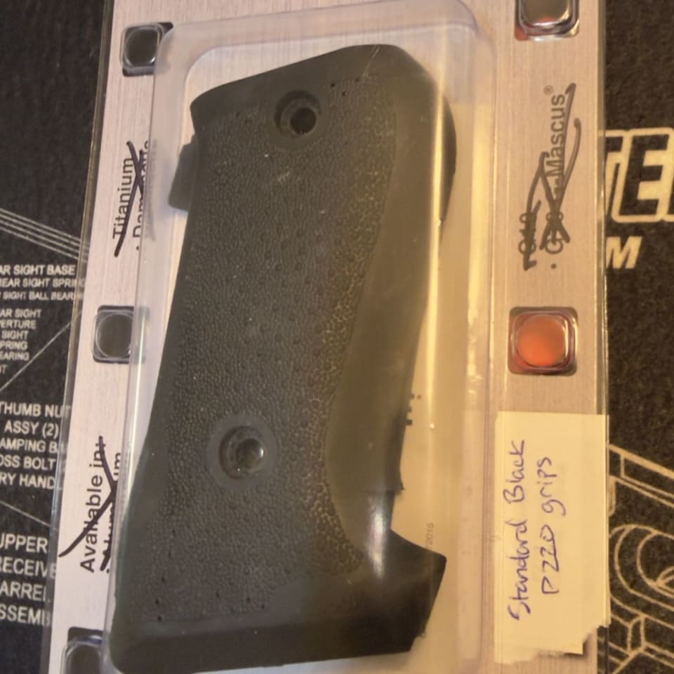 Image 2 - Sig P220 Hogue Grips