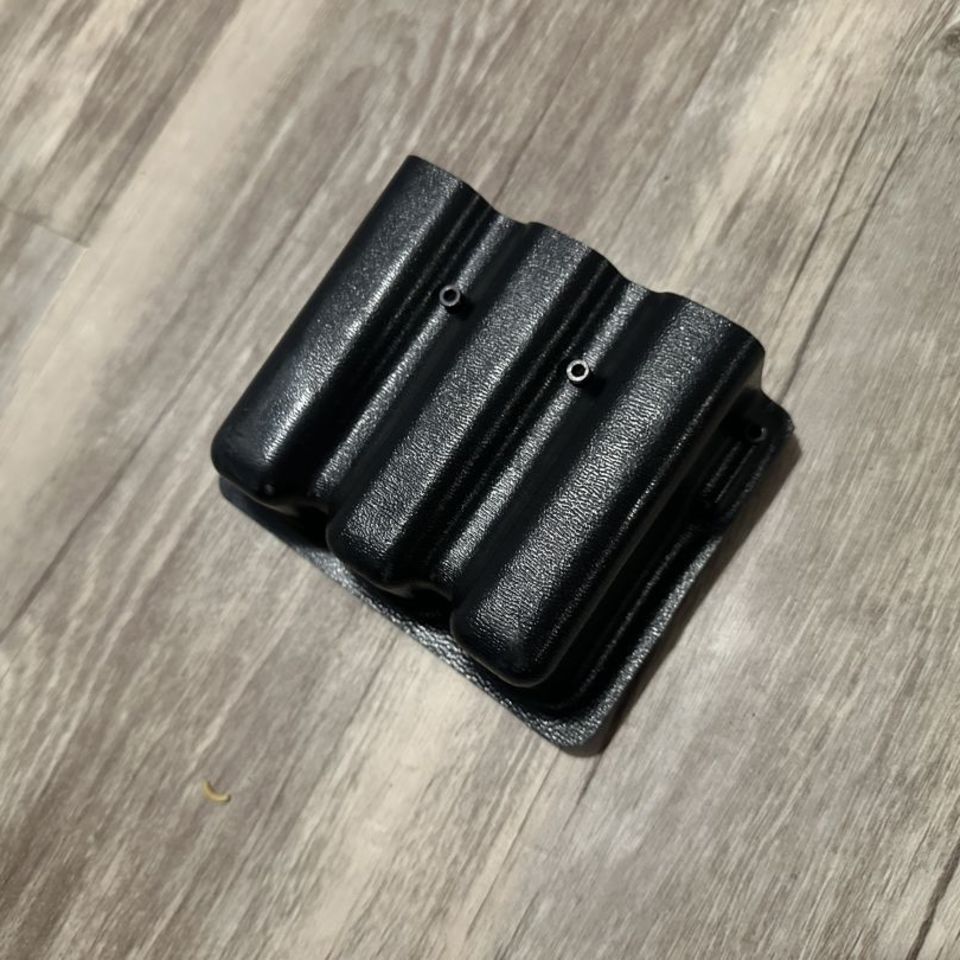 Image 1 - Safelife 9mm Triple Mag Pouch