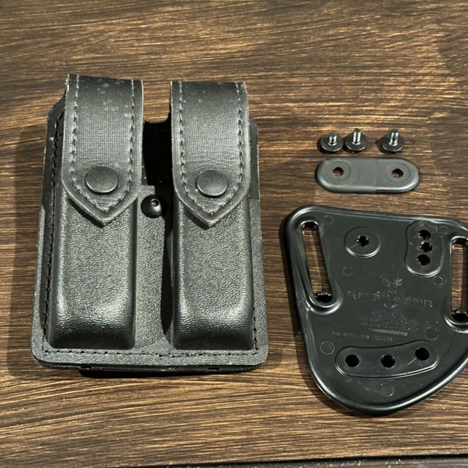 Image 1 - Safariland Mag Pouch