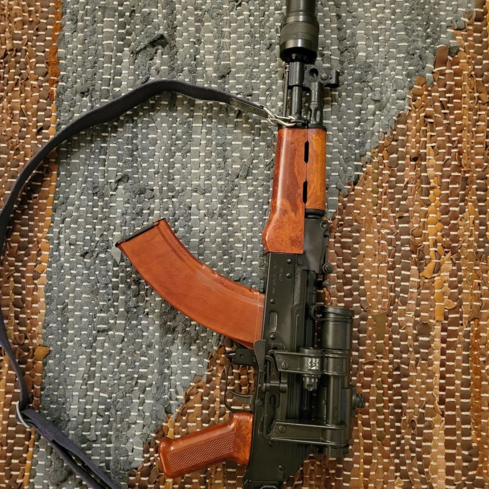 Image 4 - PK-A Venezuela Russian Red Dot