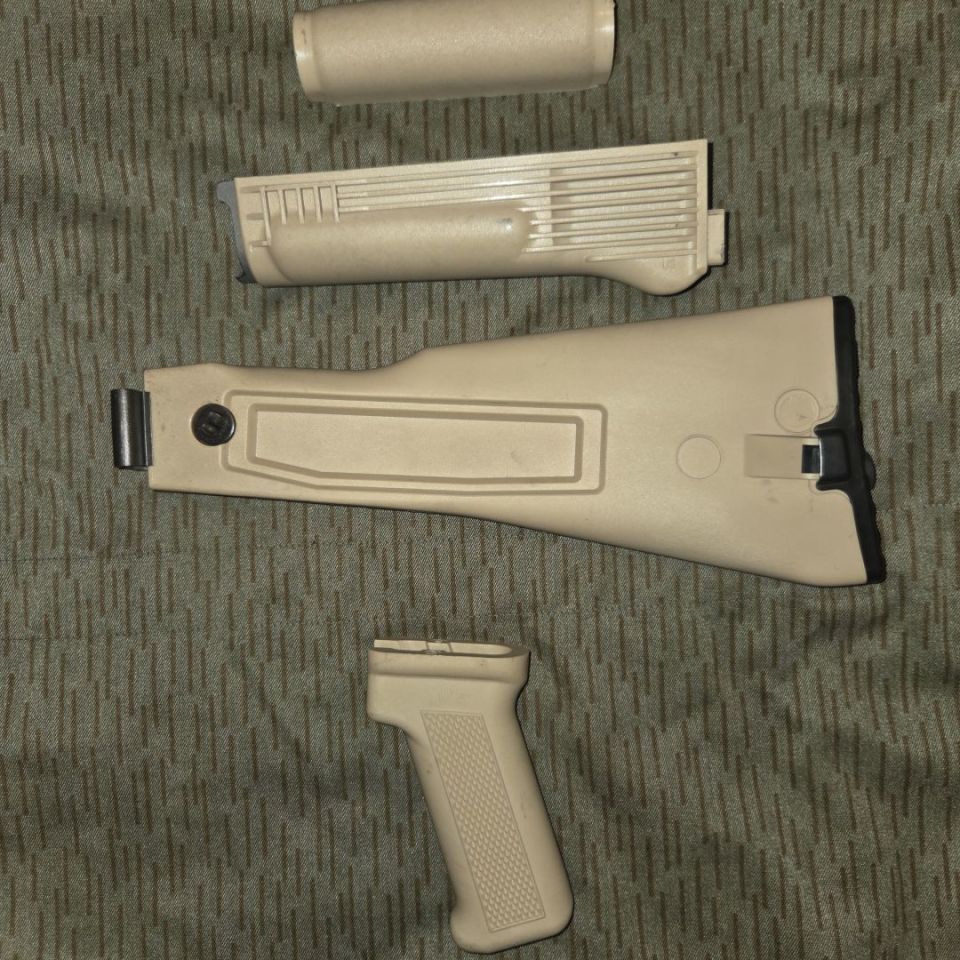 Image 2 - Arsenal Desert Sand Furniture