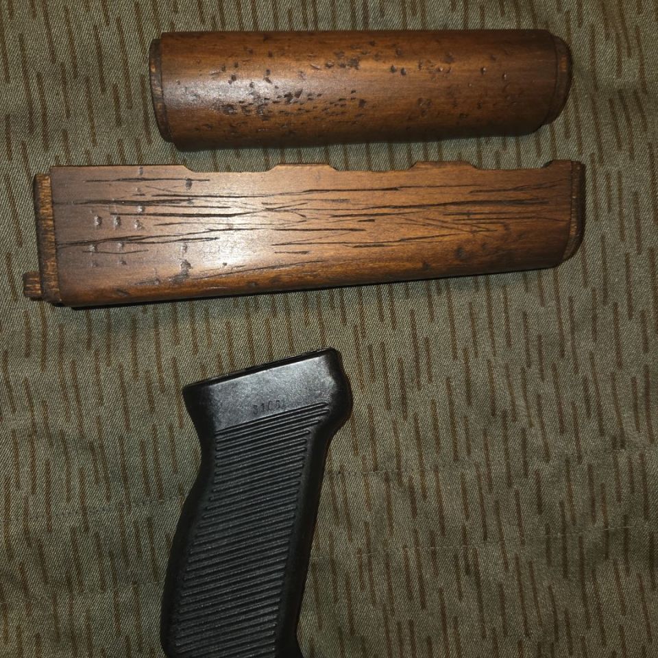 Image 1 - Zastava battle Furniture set