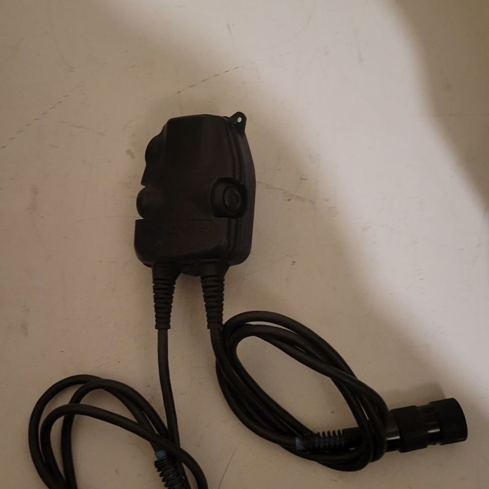 Image 1 - Peltor deal lead